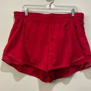 Lululemon Hotty Hot High Rise 4 in size 16